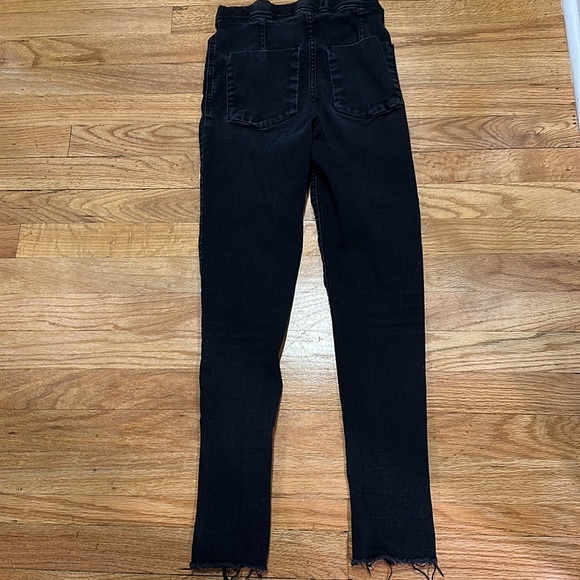 Free People pull on denim Jean legging size 24 - Picture 3 of 3